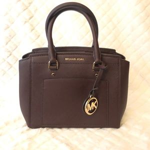 Michael Kors Saffiano Messenger bag